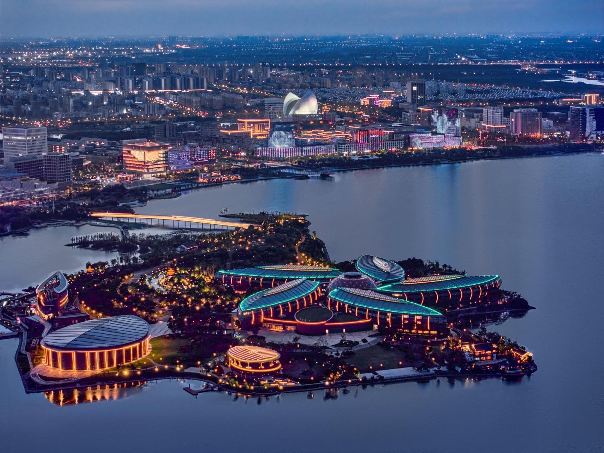 Intercontinental Shanghai Harbour City By Ihg Nanhui Eksteriør billede