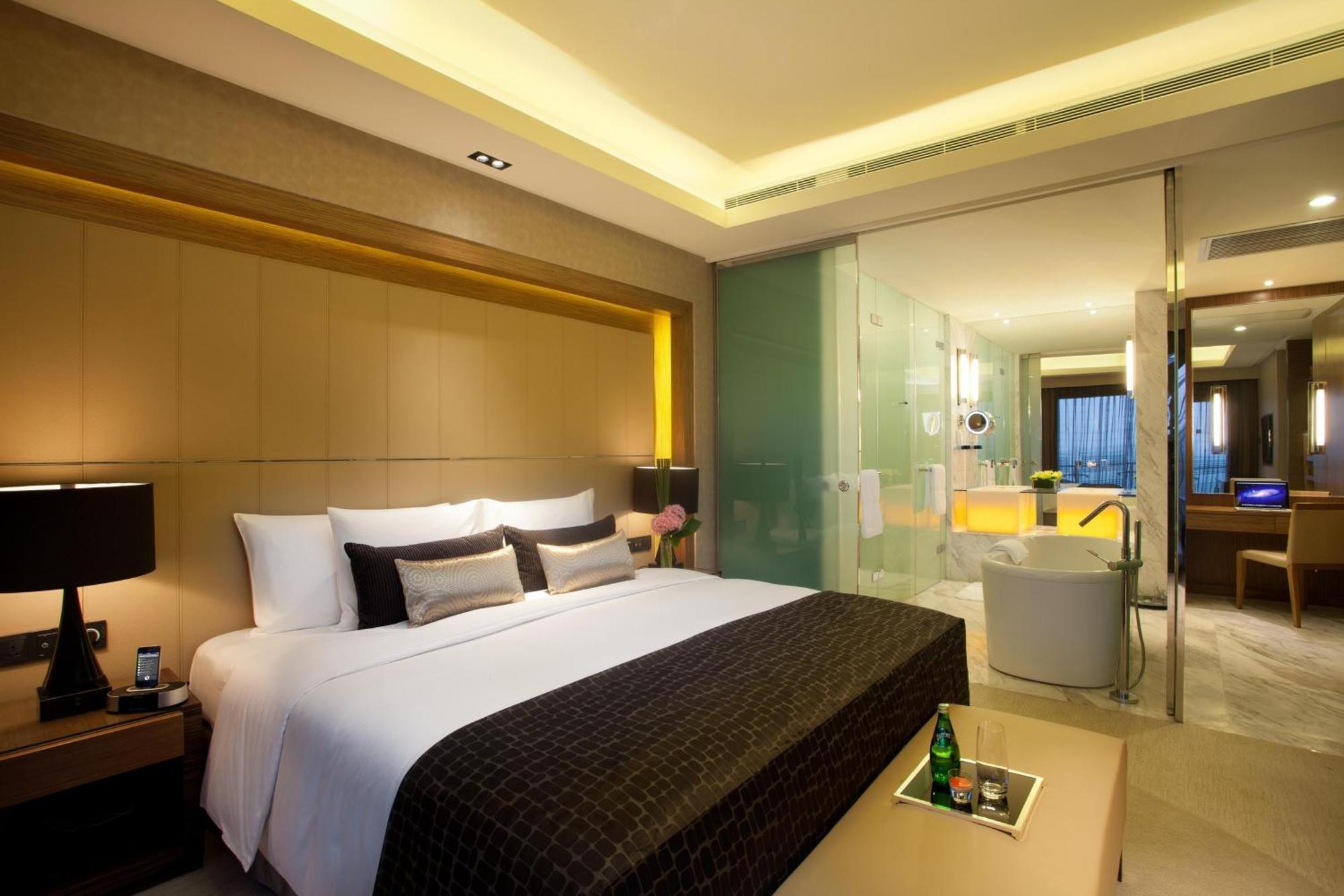 Intercontinental Shanghai Harbour City By Ihg Nanhui Eksteriør billede